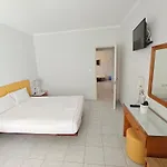 Ioli - Ground Floor Apartmán