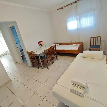Ioli - Ground Floor Apartment Limenas (Thasos)