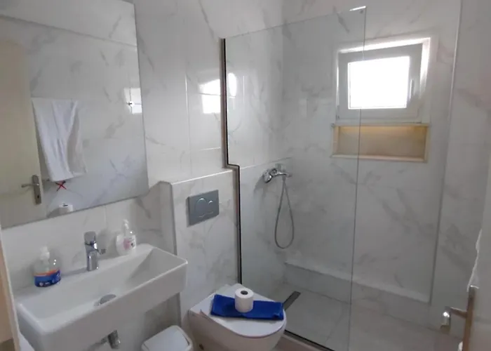Ioli - Ground Floor Apartament